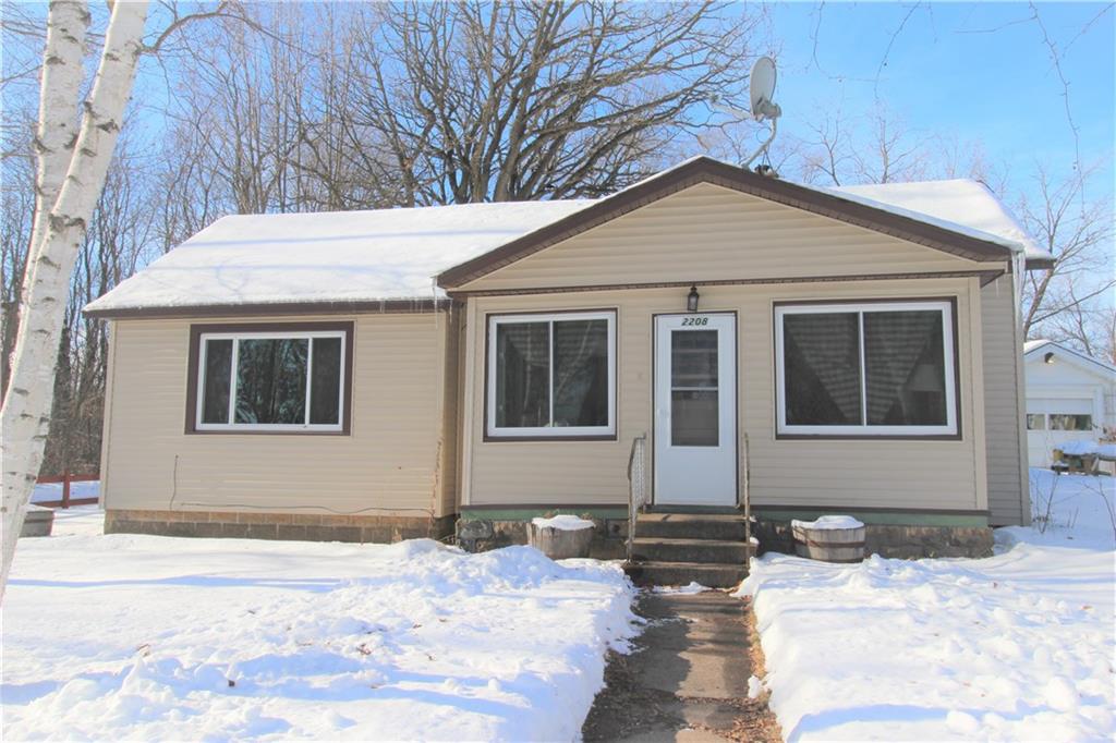 2208 5th Street Property Photo 1
