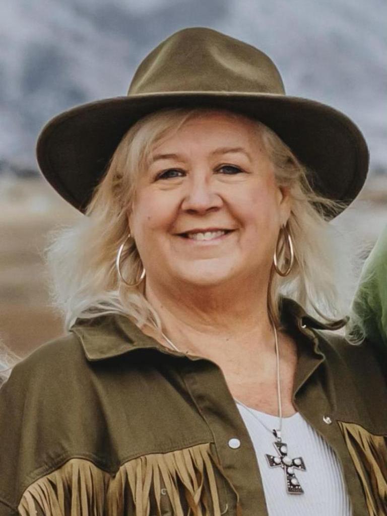 Lynda Mackey Profile Image
