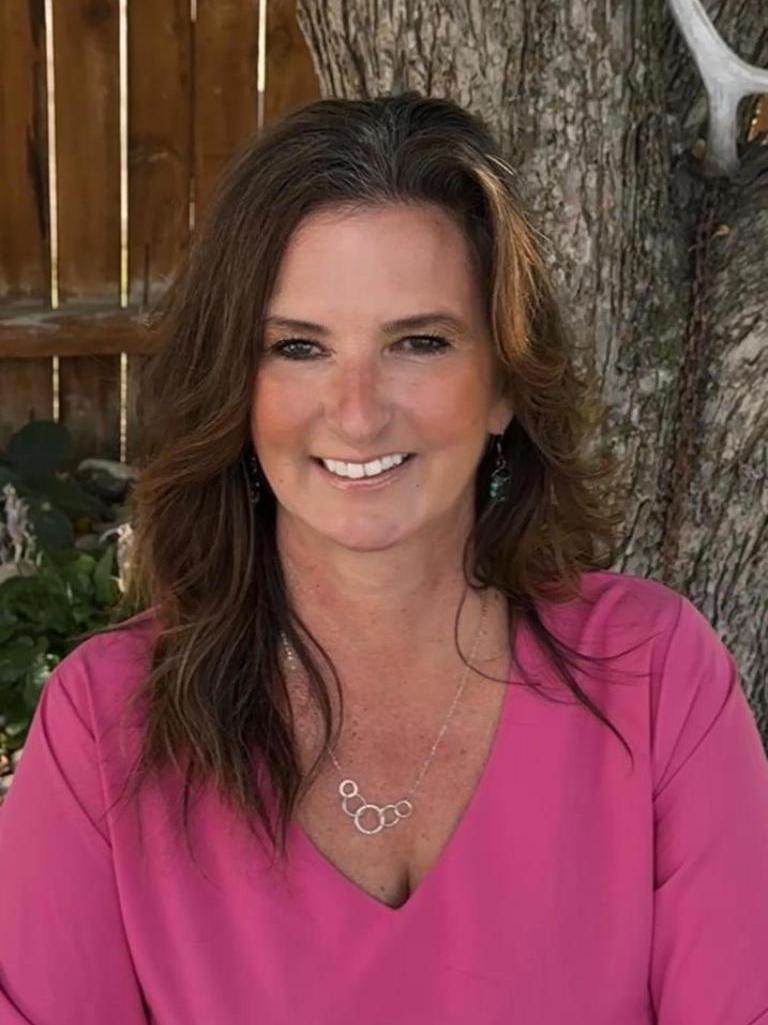 Mary Lou Yeik Profile Image