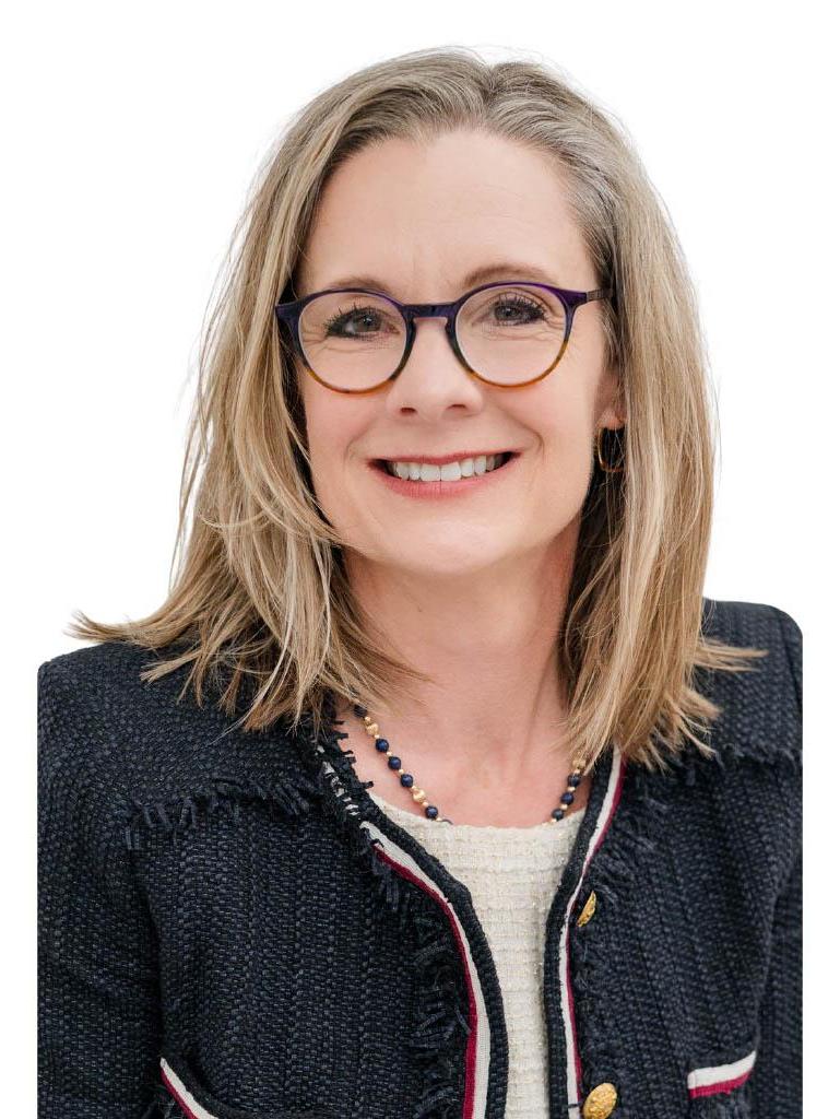 Elizabeth Whitfield Profile Image