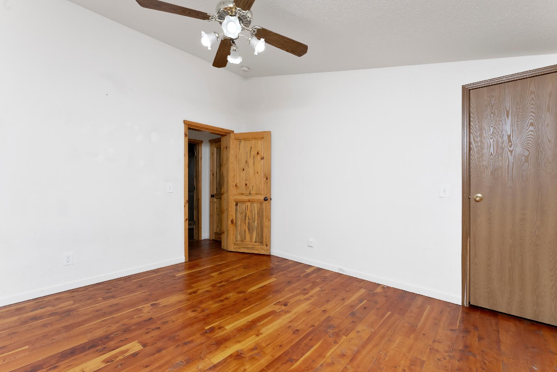1554 Amsterdam A Property Photo 23