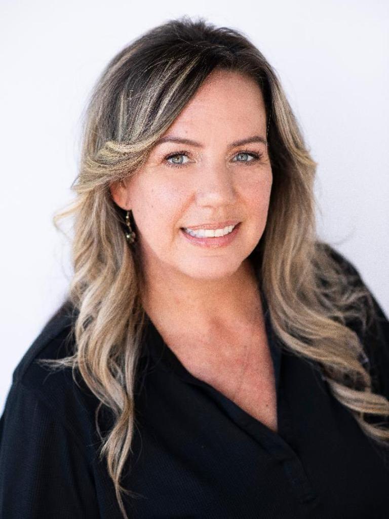 Lindsi Lange