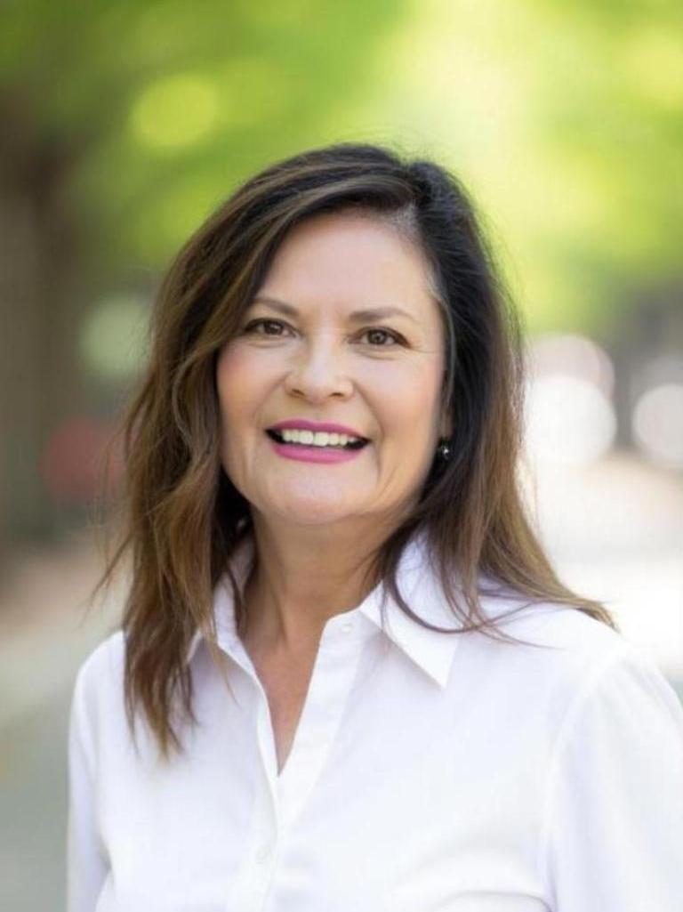 Diana Flores-Gallardo Profile Photo
