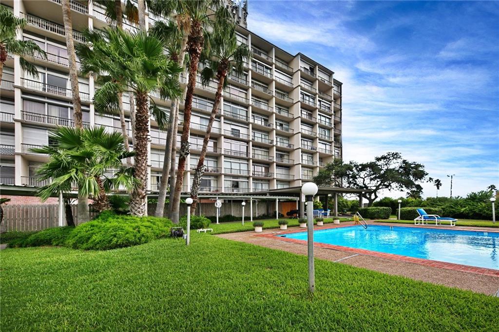4600 Ocean Dr. Picture