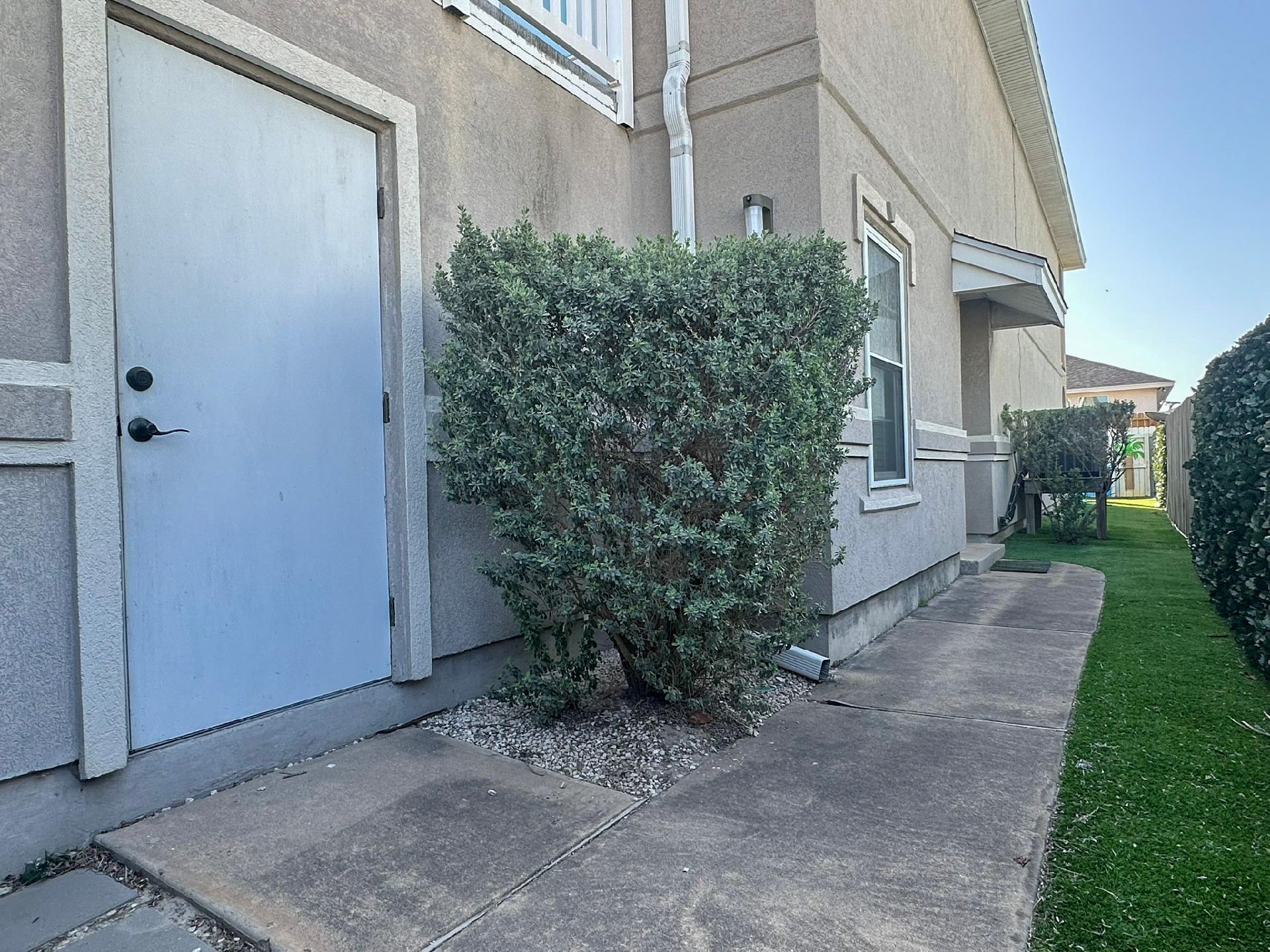 13969 Ports O'call Unit D Property Photo 3
