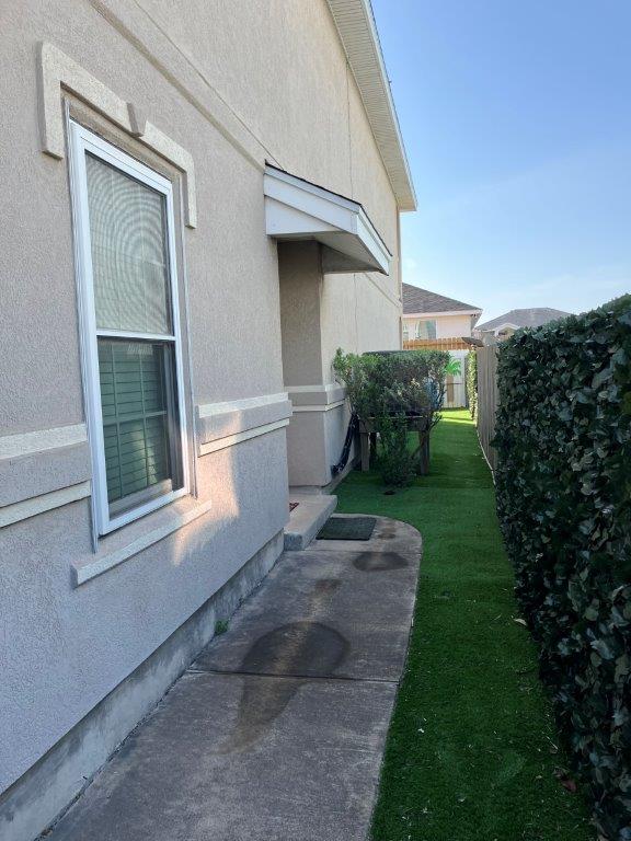 13969 Ports O'call Unit D Property Photo 4