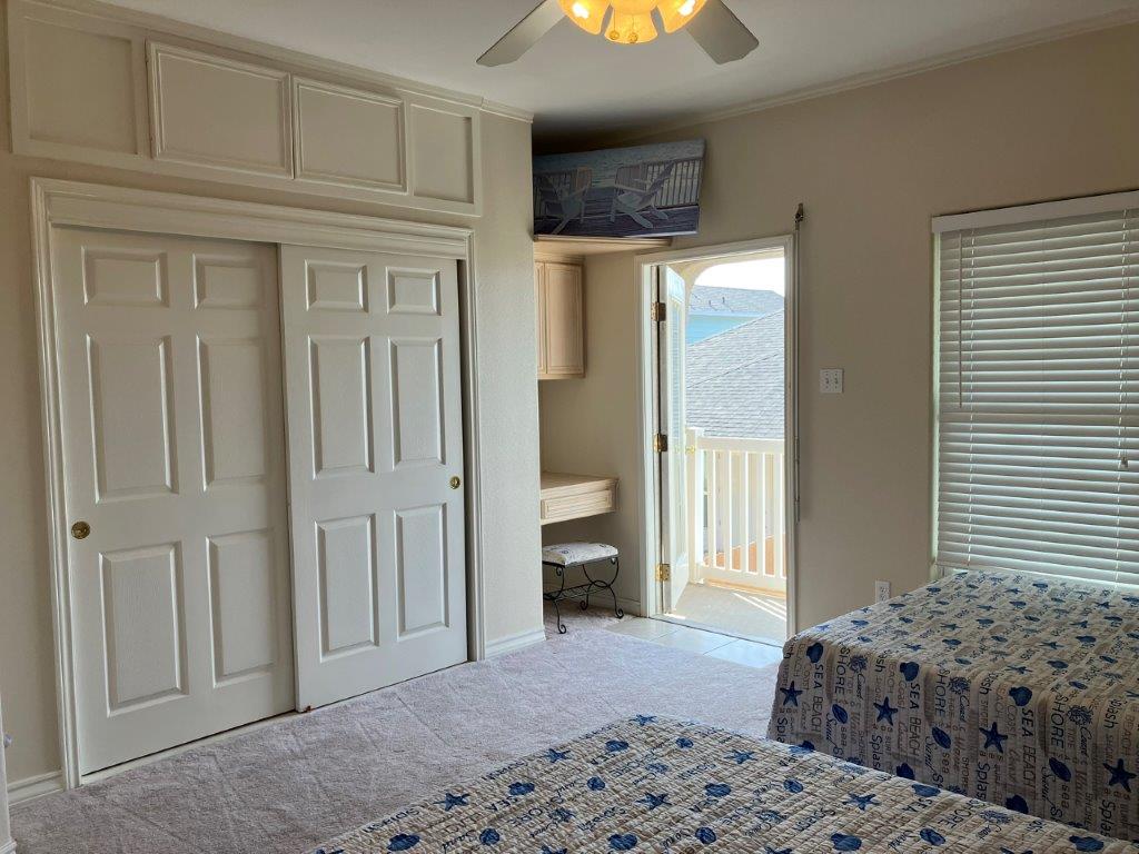 13969 Ports O'call Unit D Property Photo 36