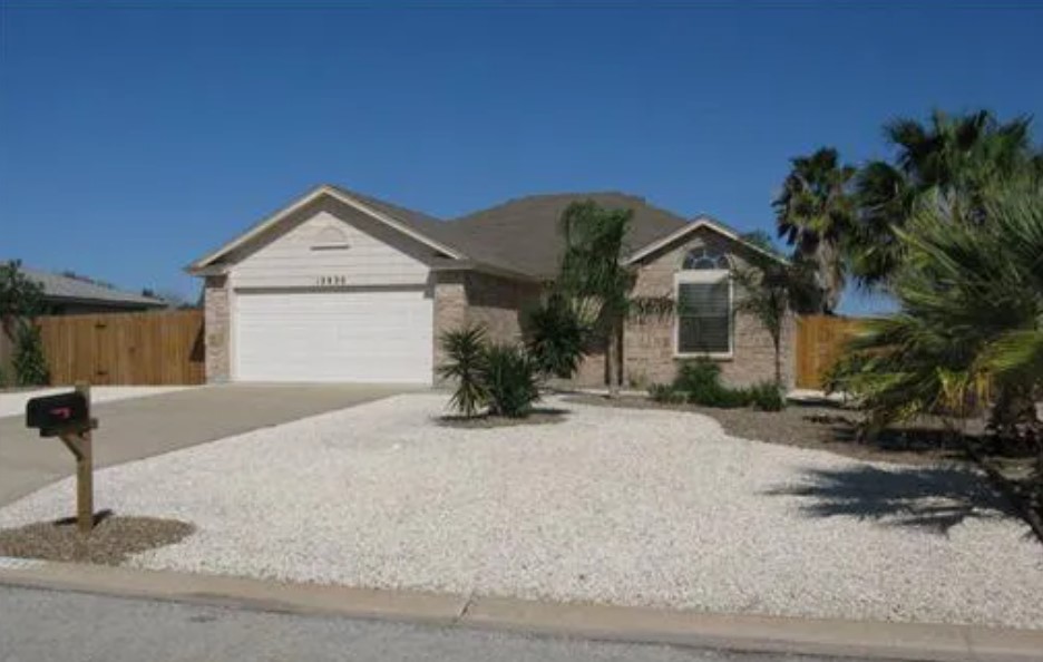 13930 Suntan Ave Property Photo