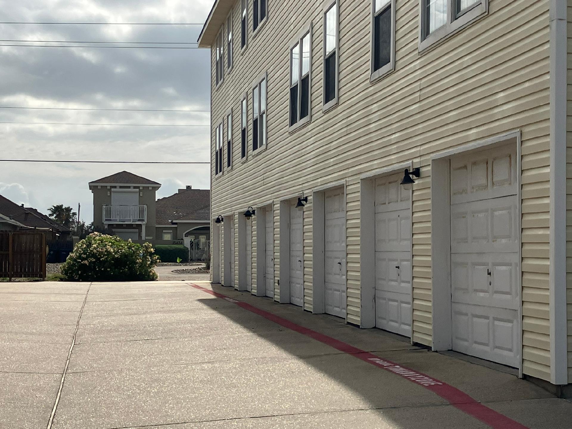 15438 Seamount Cay Unit 108 Property Photo 9