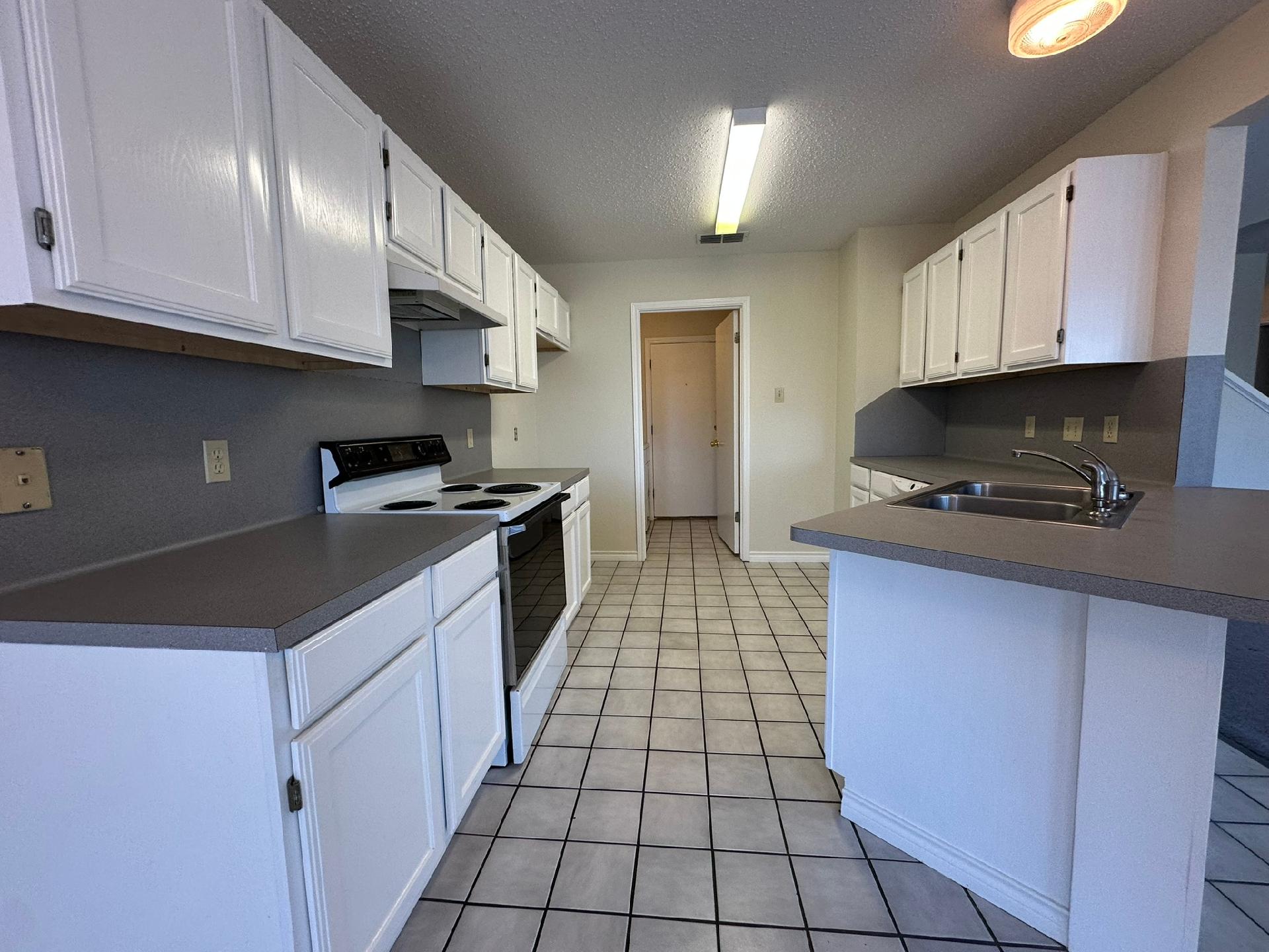 15357 Yardarm Property Photo 6