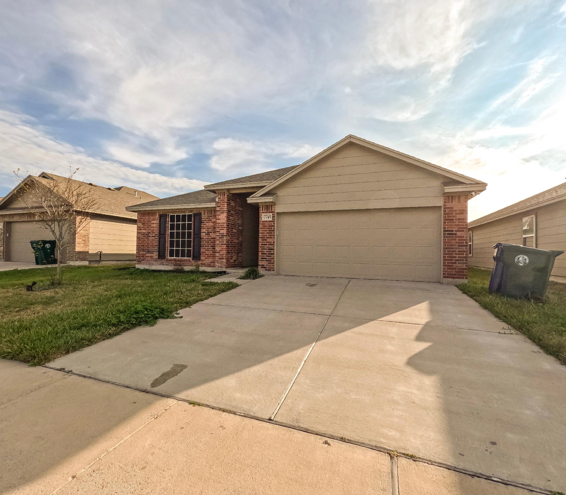 7745 Corral Drive Property Photo 1