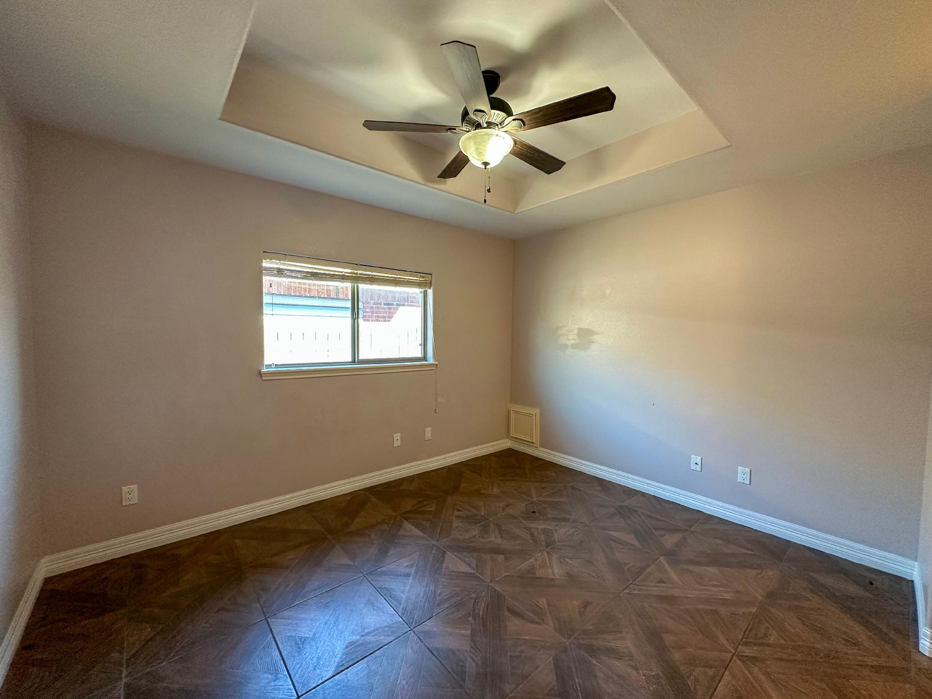 3813 Holland Dr. Property Photo 21