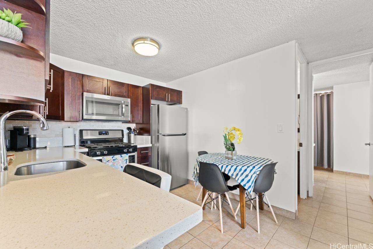 2452 Tusitala Street 1101 Property Photo 5