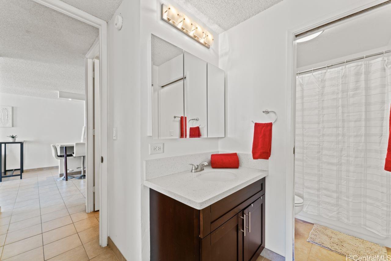 2452 Tusitala Street 1101 Property Photo 11