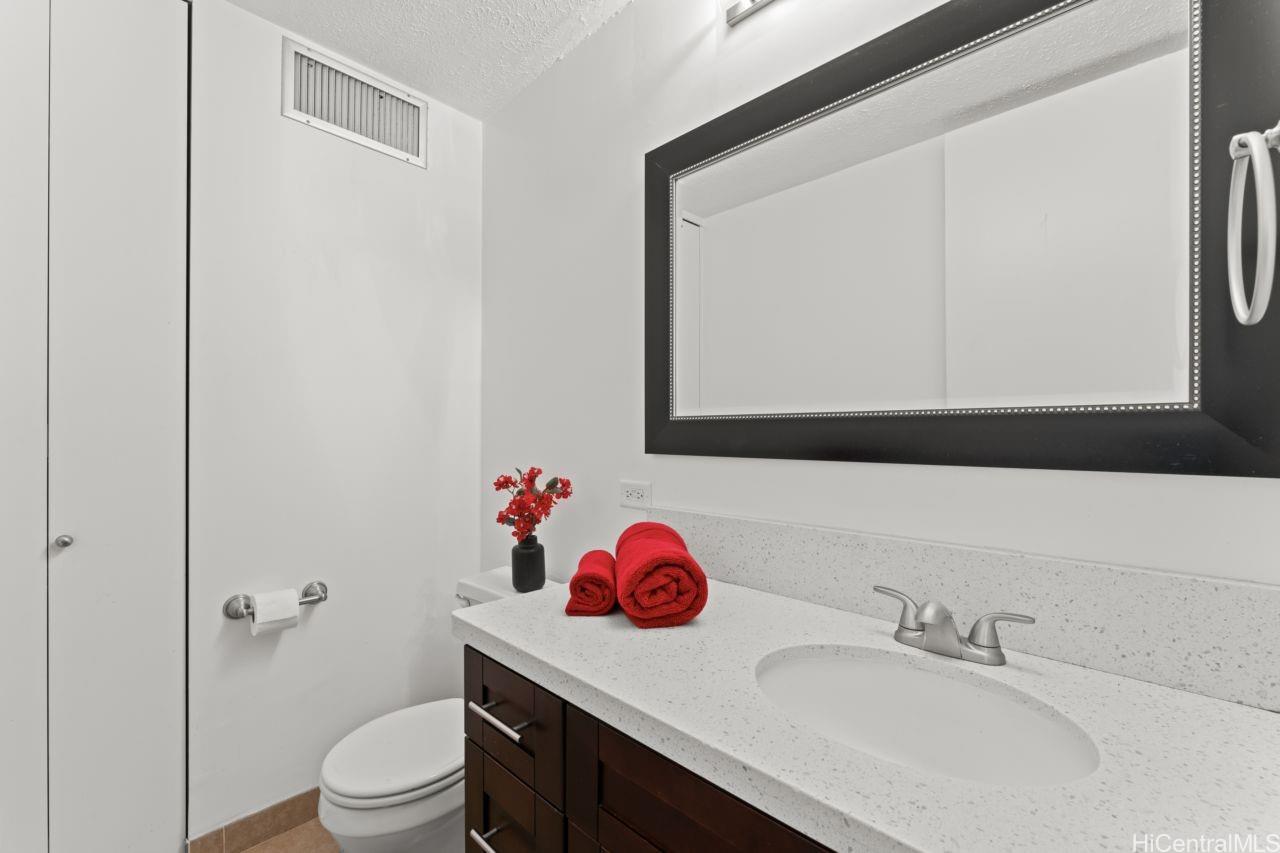 2452 Tusitala Street 1101 Property Photo 12