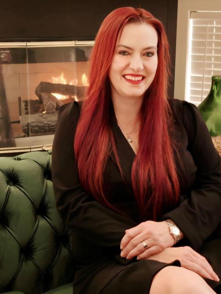 Danielle Land Profile Image