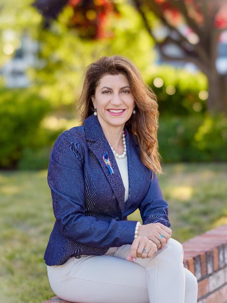 Sonia Ledo Profile Photo