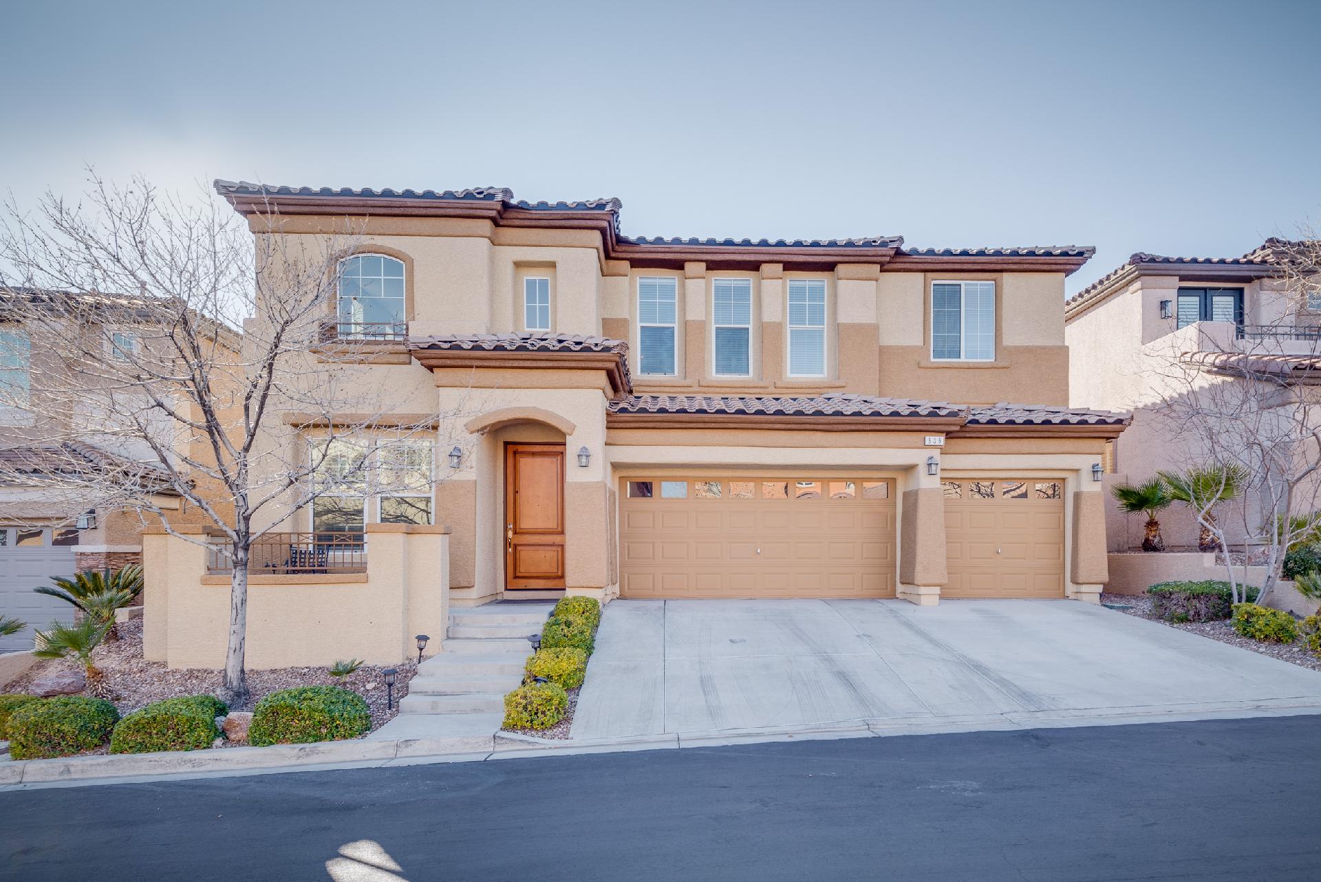535 Los Dolces Street Property Photo 1
