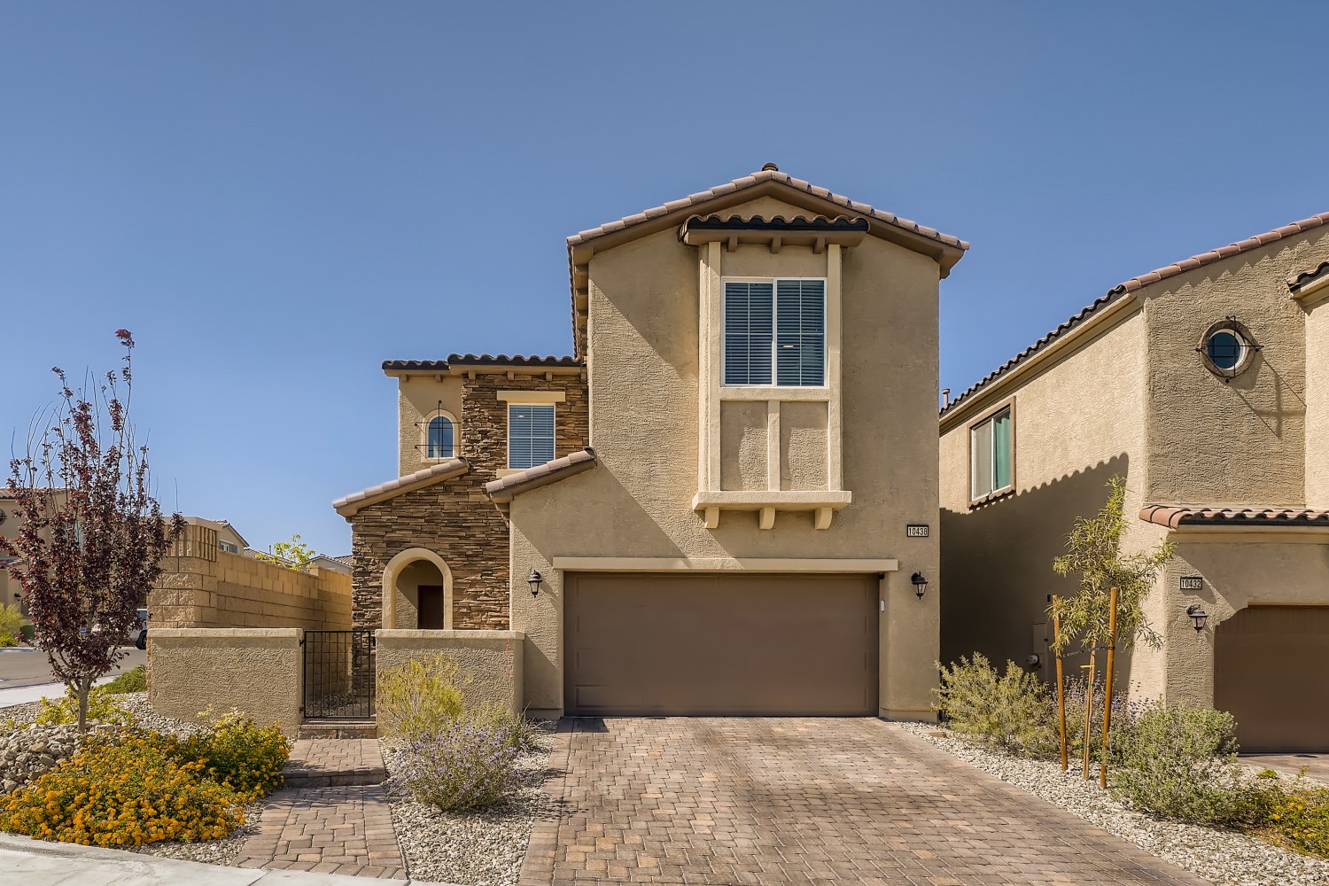 10438 Skye Summit Avenue Property Photo 1