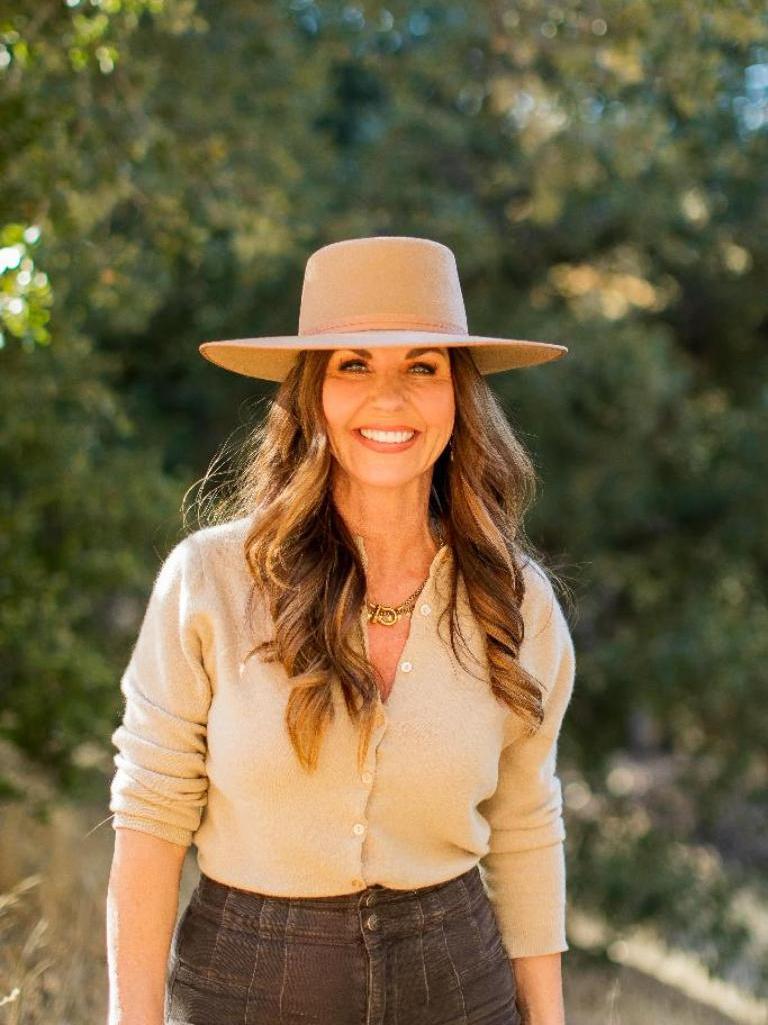 Jennifer Lyons Profile Photo
